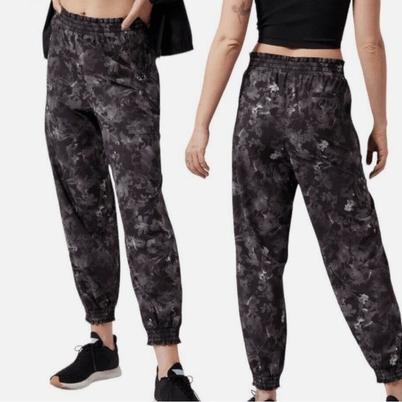 Athleta Women’s Savannah Black and Gray Floral High Rise Joggers, Size 8 - Picture 1 of 9